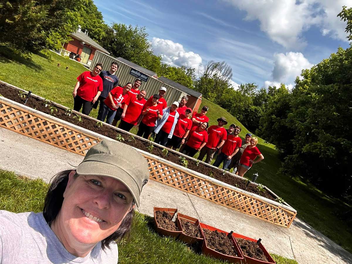 Ben Atchley State Veterans' Home's garden build