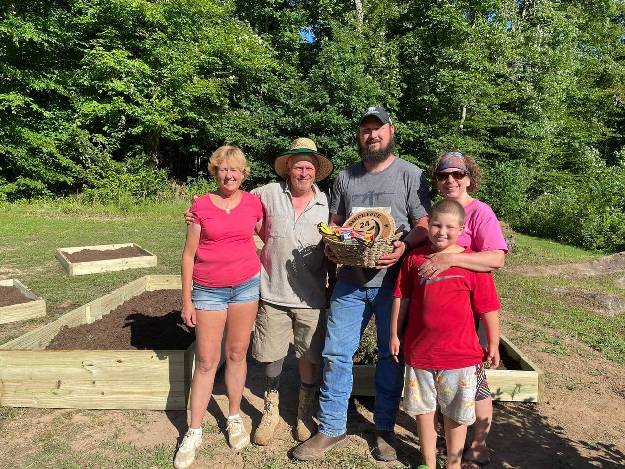 Daniel Bivens's garden build