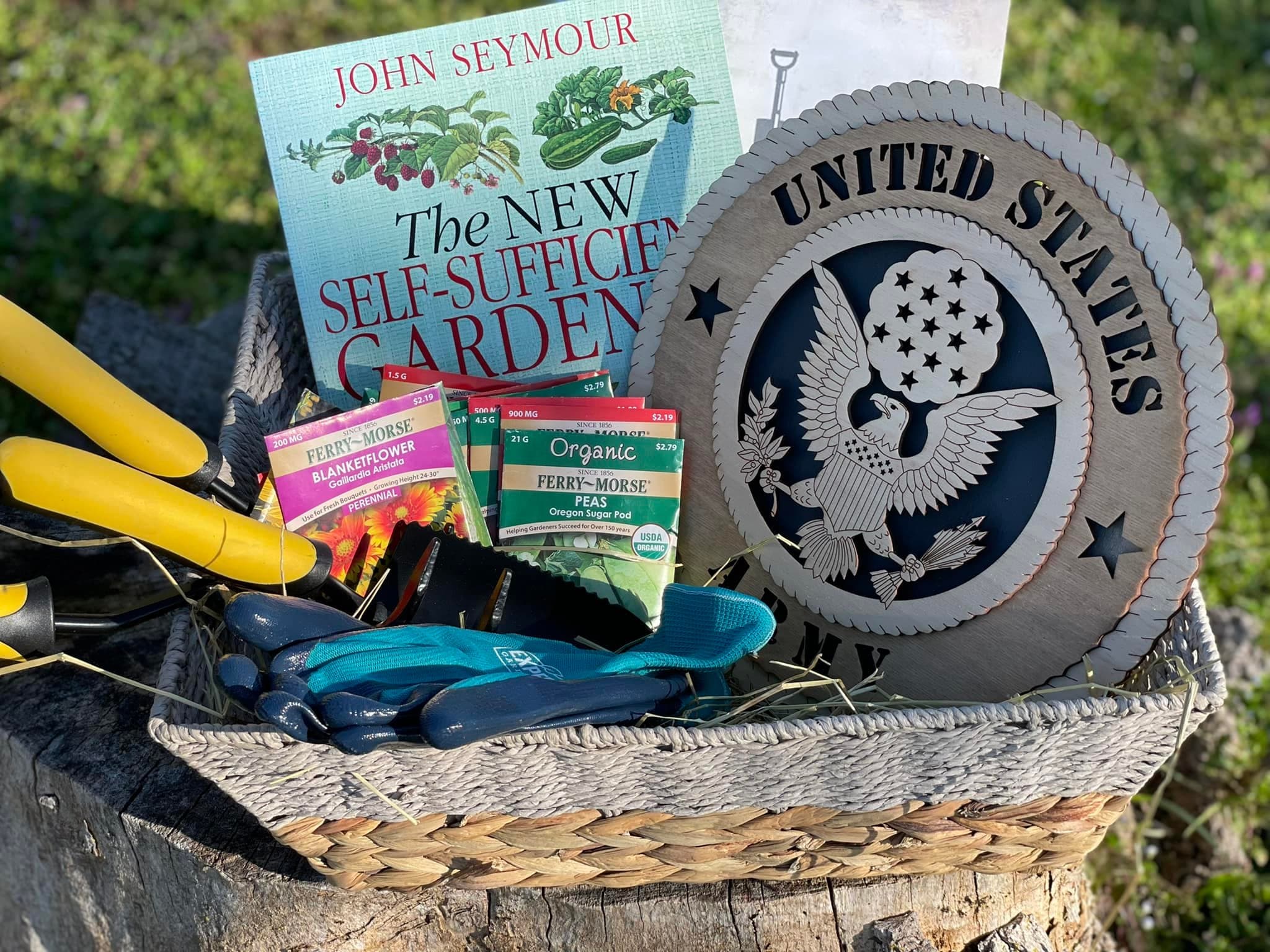 Reggie Elliott's garden build