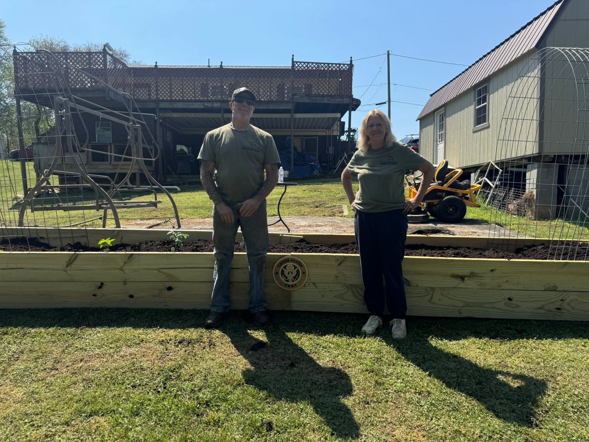 Wayne Grayson 's garden build